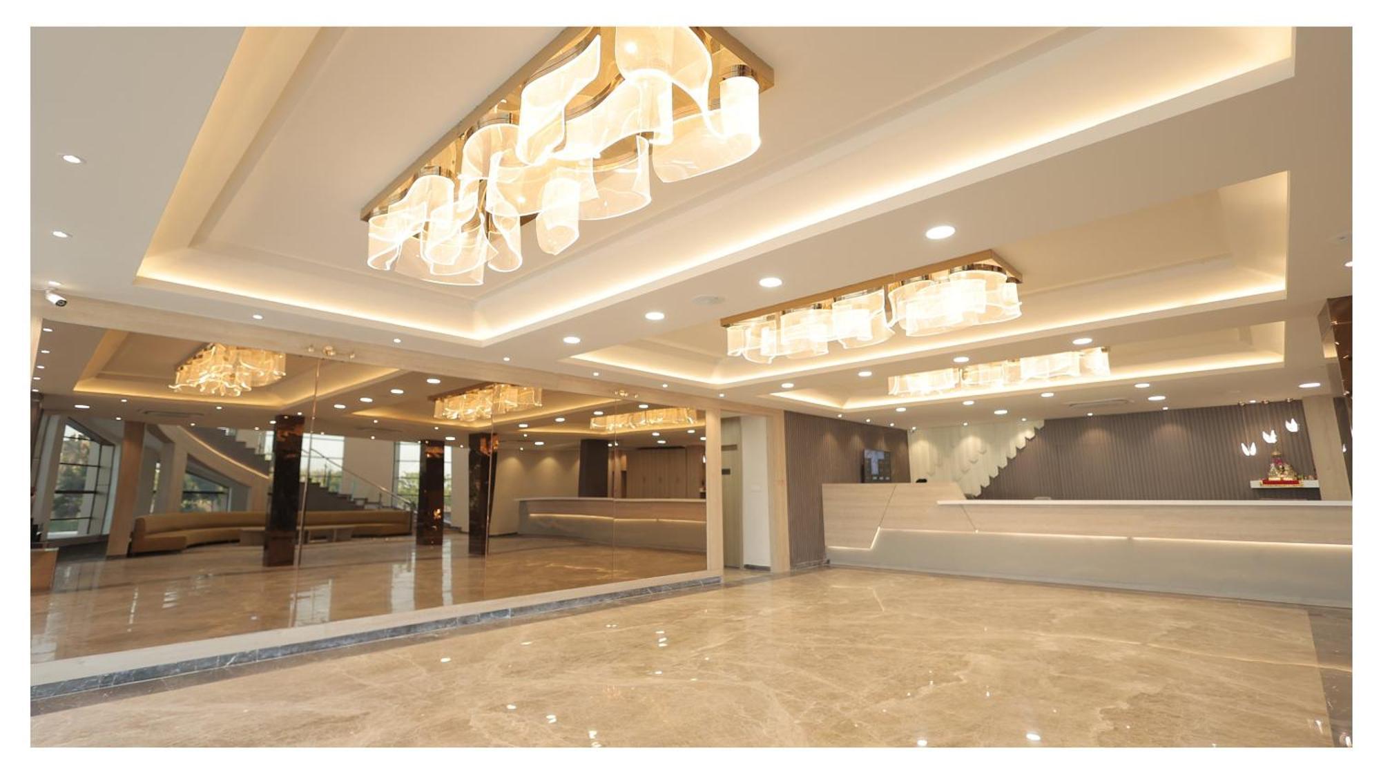 The Riverside Inn Vidisha Exterior photo
